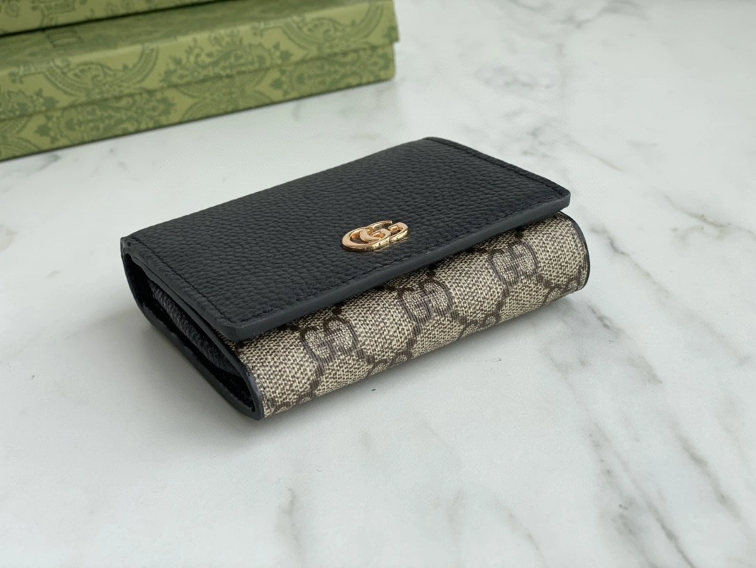 MOMO- 598587 Ophidia Calfskin item : A-B00M0208