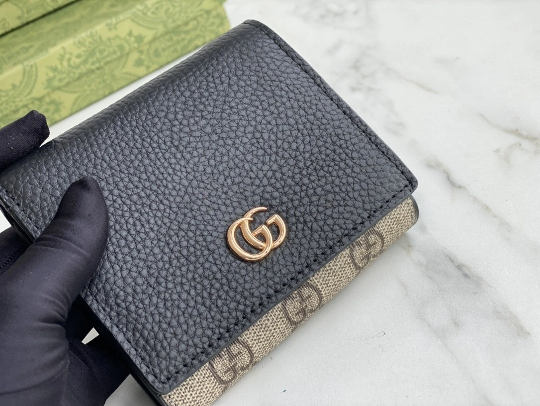 MOMO- 598587 Ophidia Calfskin item : A-B00M0208