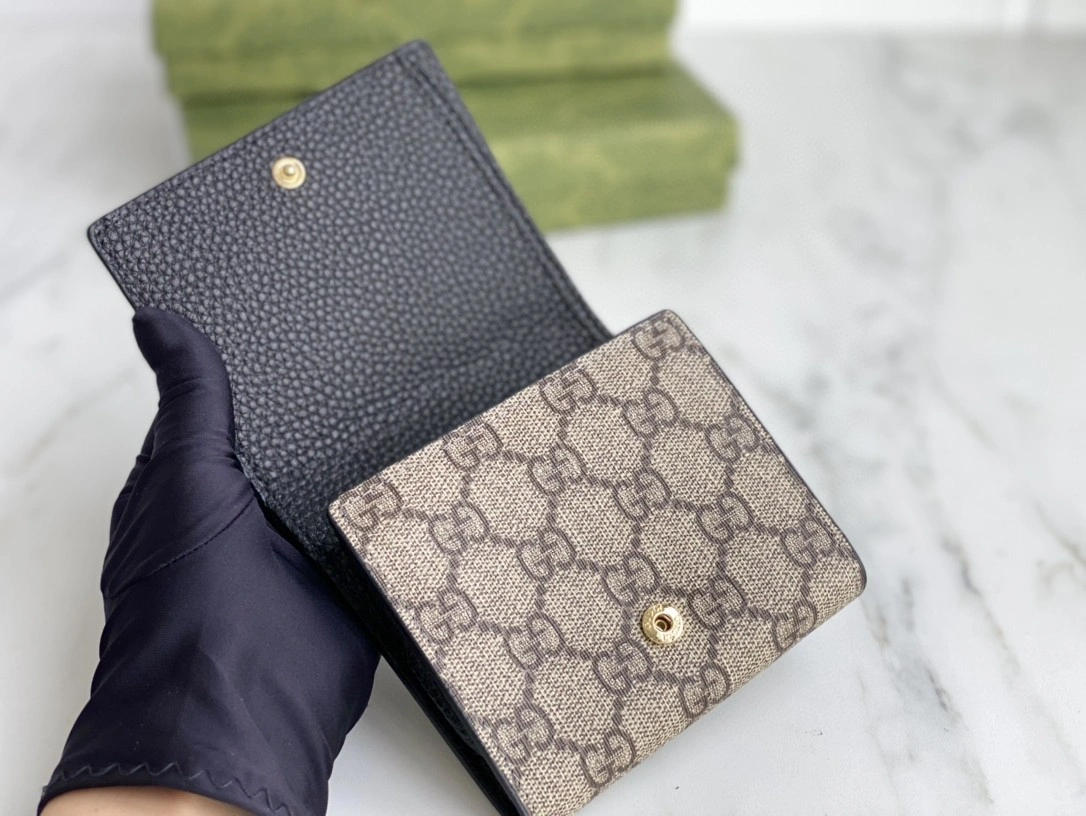 MOMO- 598587 Ophidia Calfskin item : A-B00M0208
