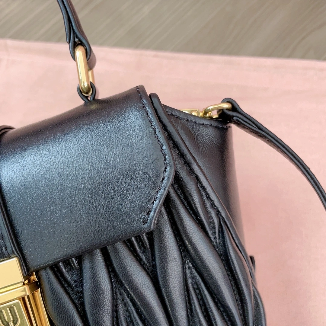 MOMO- 5BP083-N88-F0002 item:D-B063A0433S