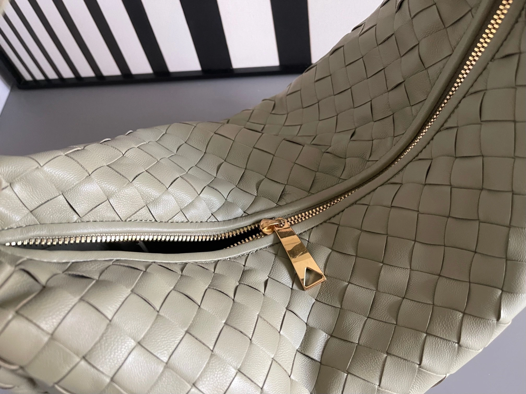 MOMO- 600261VCPP02916 Arco cowhide item:C-B134L0906R