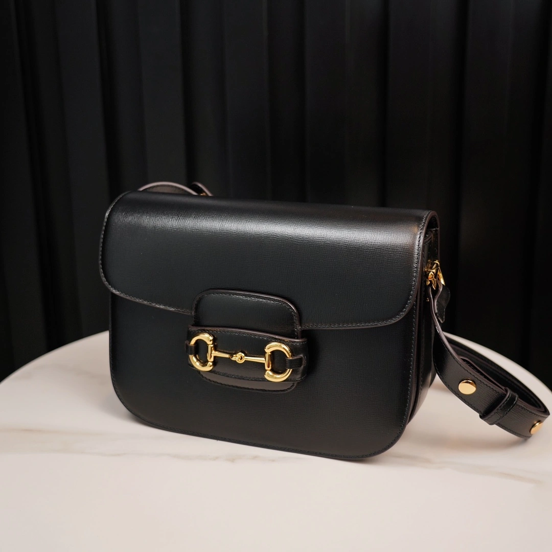 MOMO--‎602204 1DB0G 1000 602204-1DB0G-1000 high quality version item：C-B461H1651Q