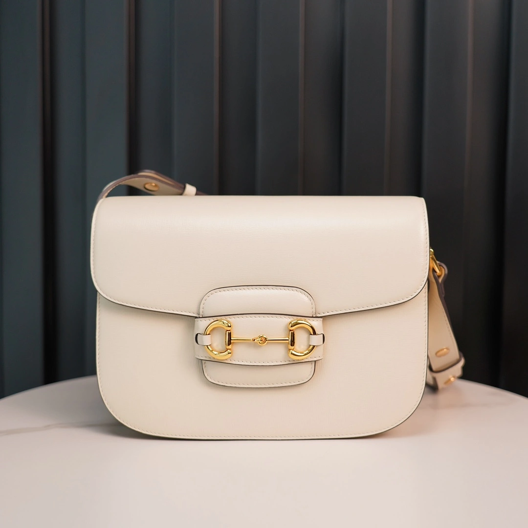 MOMO--‎602204 1DB0G 9022 602204-1DB0G-9022 high quality version item：C-B461H1653Q