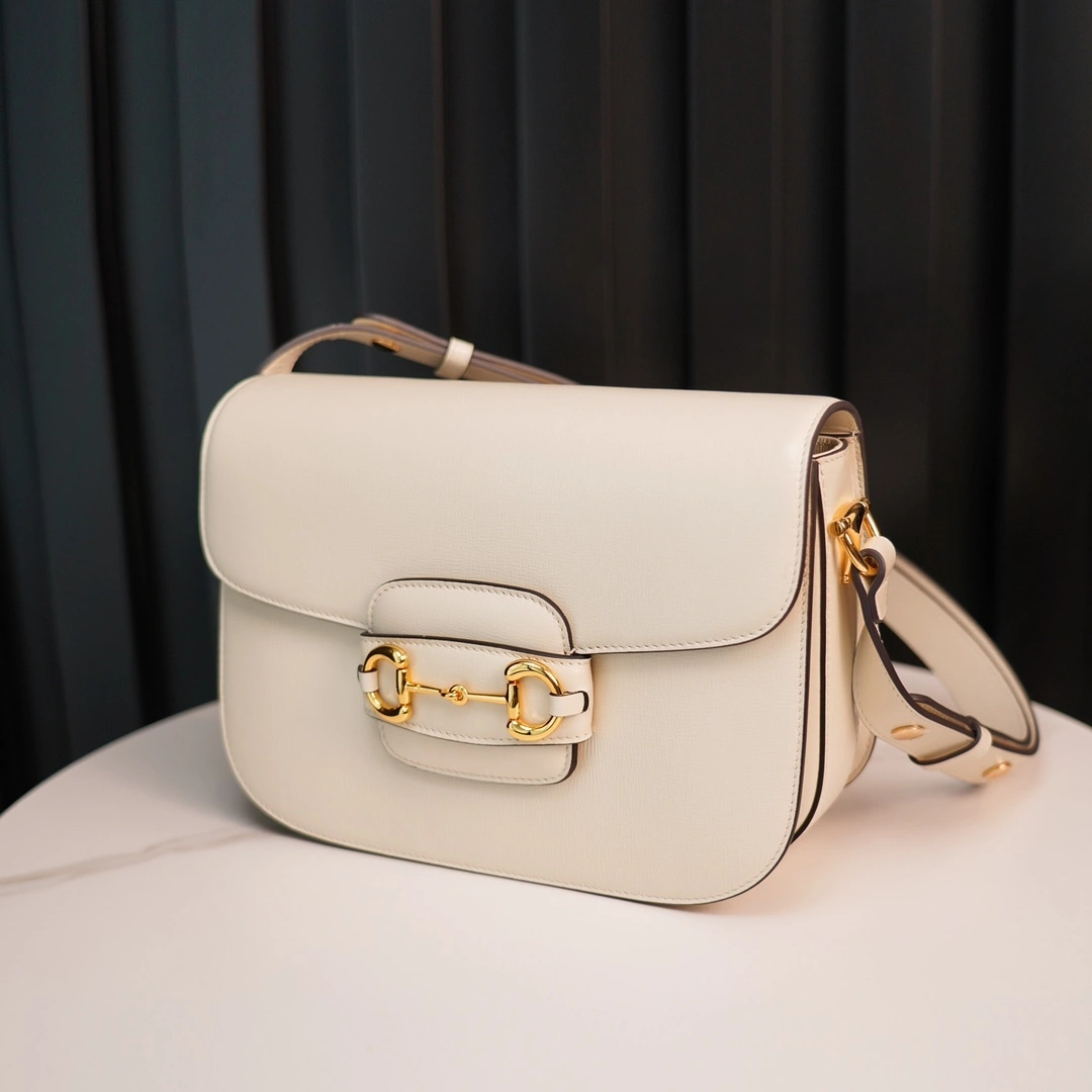 MOMO--‎602204 1DB0G 9022 602204-1DB0G-9022 high quality version item：C-B461H1653Q