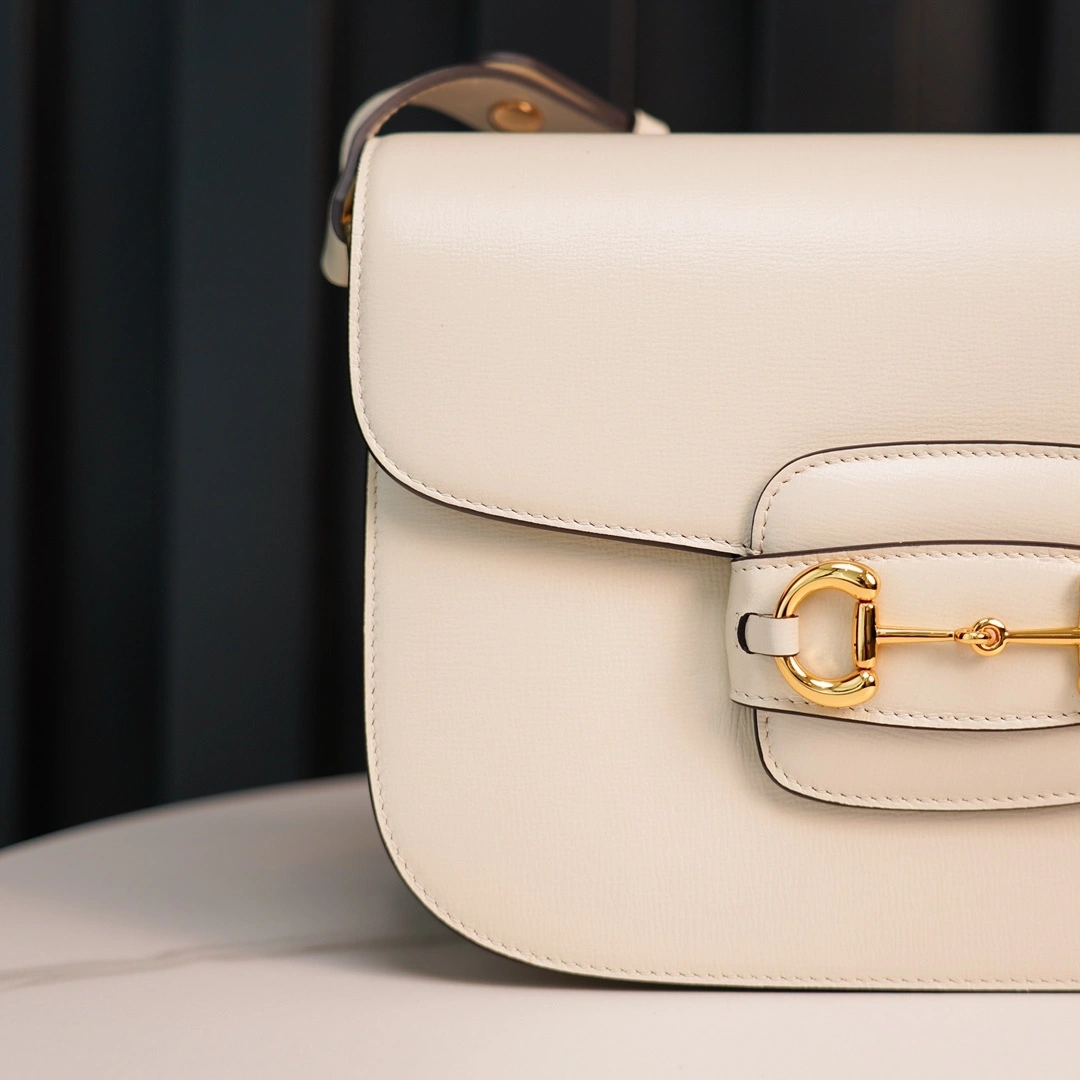 MOMO--‎602204 1DB0G 9022 602204-1DB0G-9022 high quality version item：C-B461H1653Q