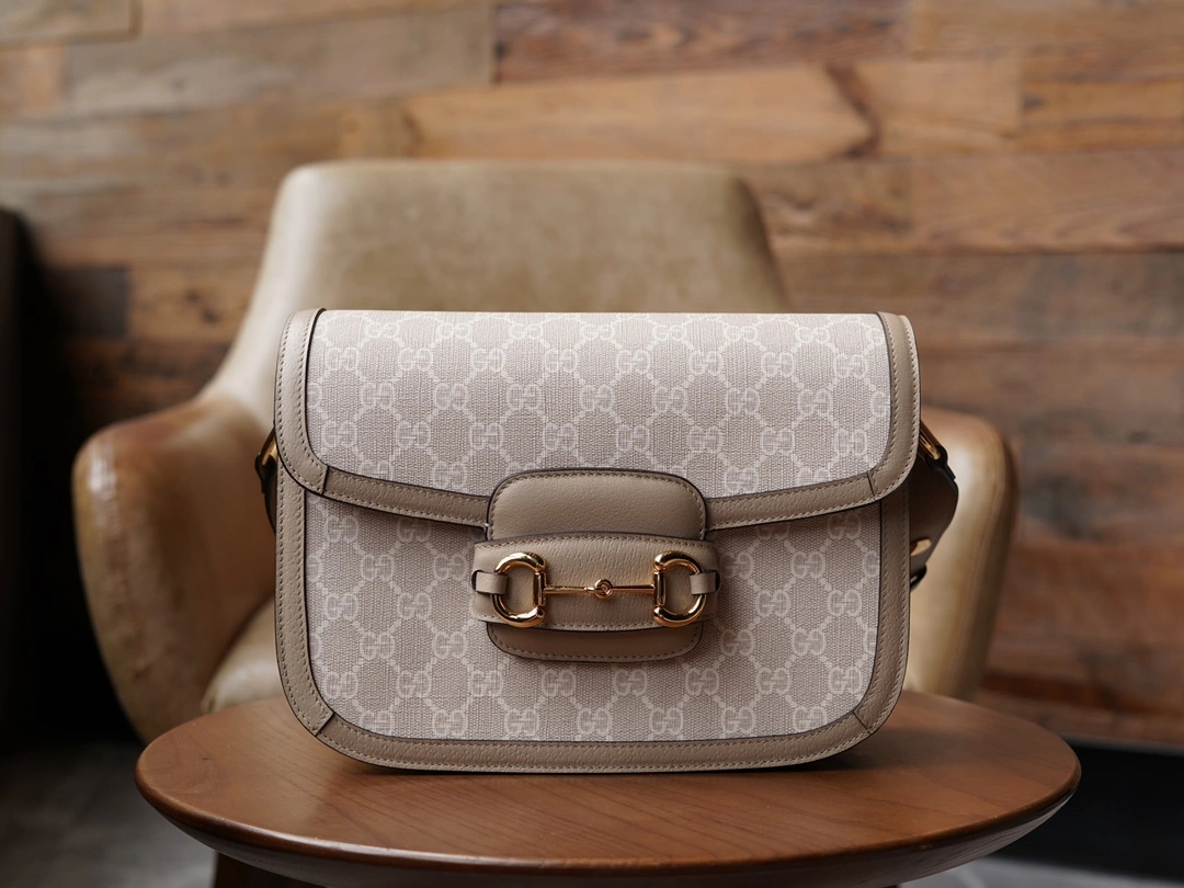 MOMO- 602204-UULBG-9683 high quality version item：C-B461H1660Q