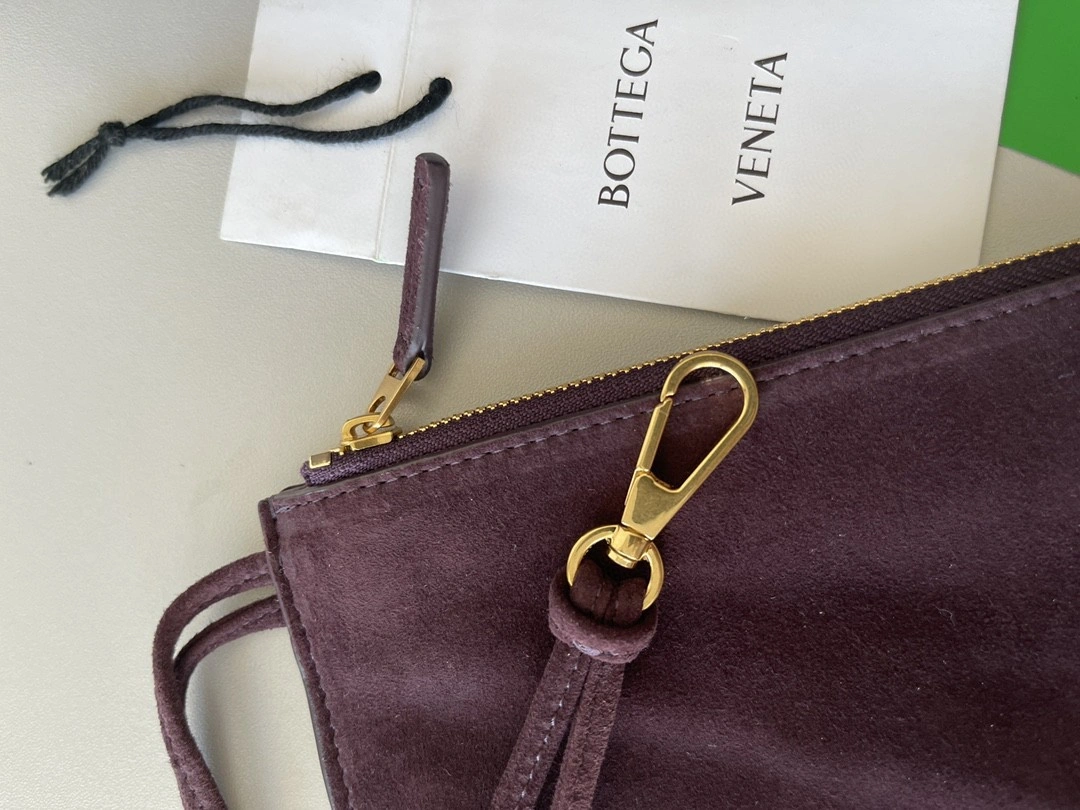 MOMO- 609175 Lambskin Intreccio tote item : B-B138C1215