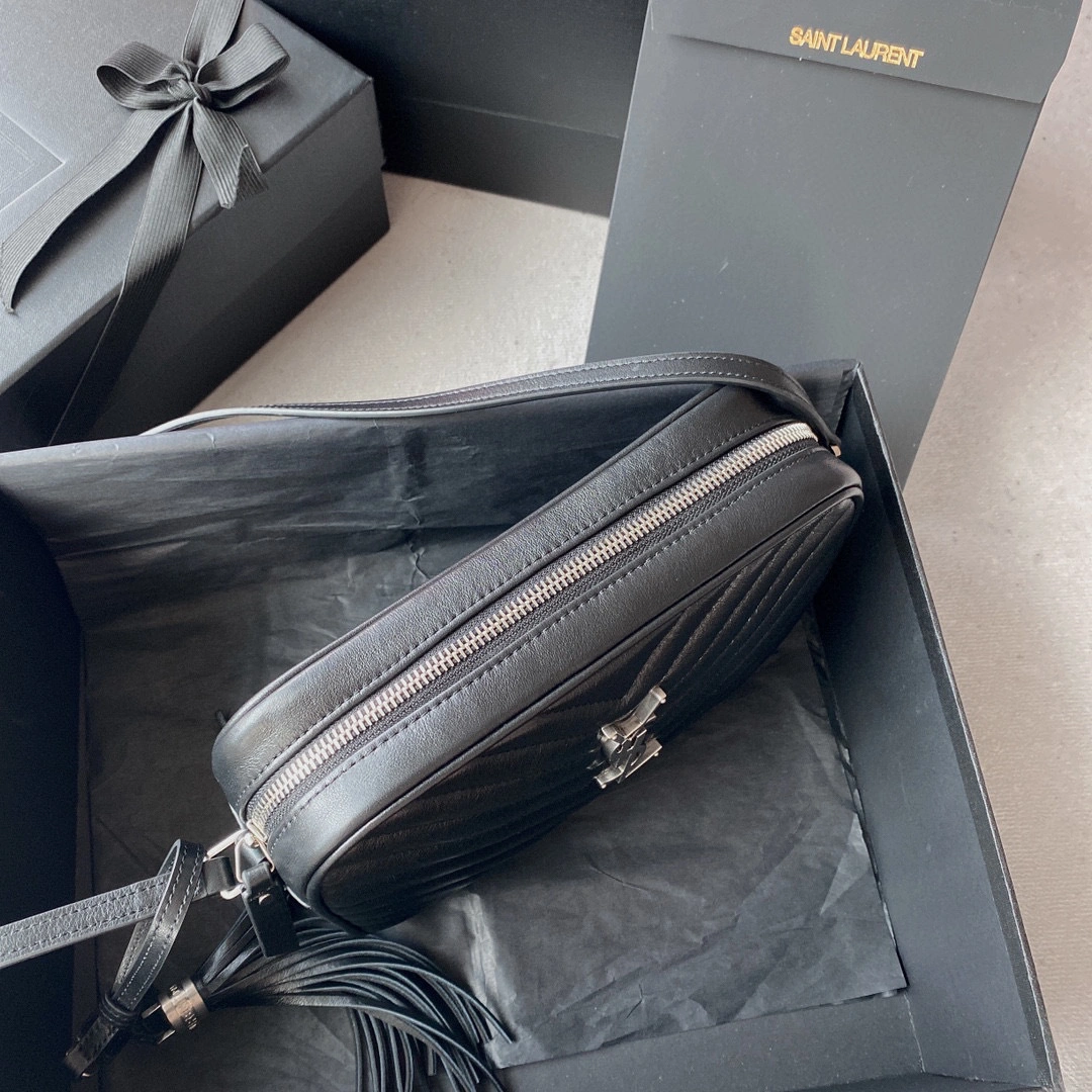 MOMO- 612544DV7041242 cowhide item：B-B597G0912C