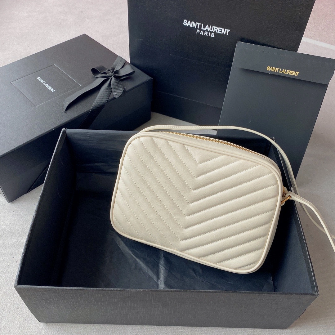 MOMO- 612544DV707-9207 cowhide item：B-B597G0909C