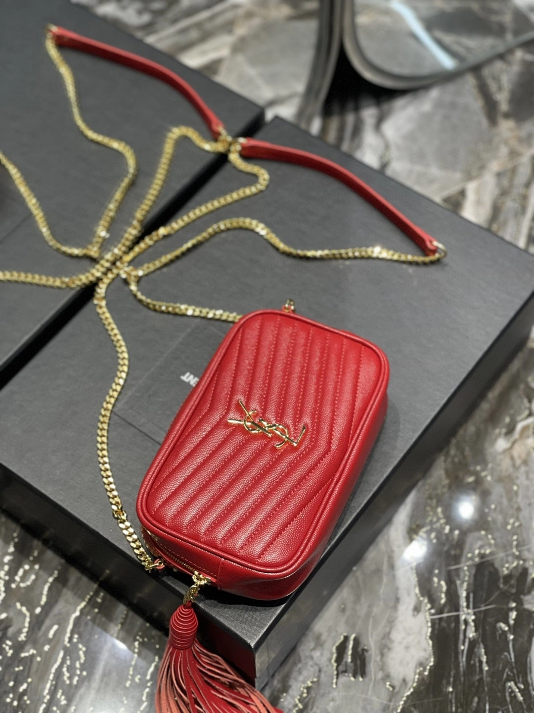 MOMO- 6125791GF016805 cowhide item : B-B597E1422W