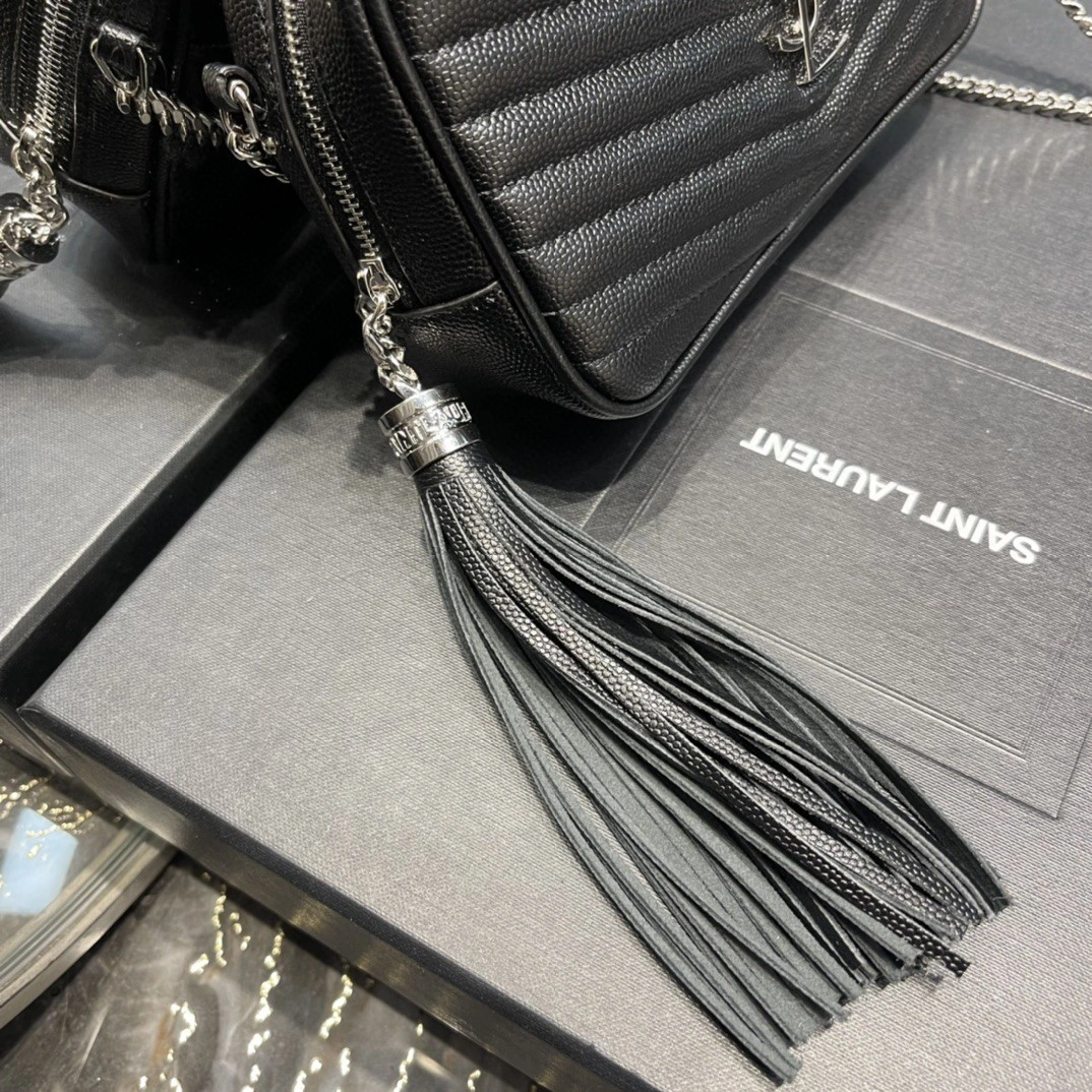 MOMO- 6125791GF019207 cowhide item : B-B597E1421W