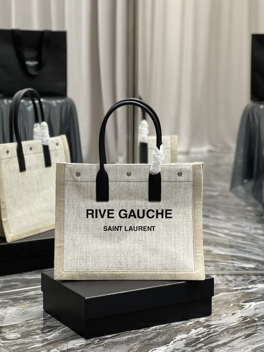 MOMO- 617481-FAABR-9054 Rive Gauche item : B-B597E1443W