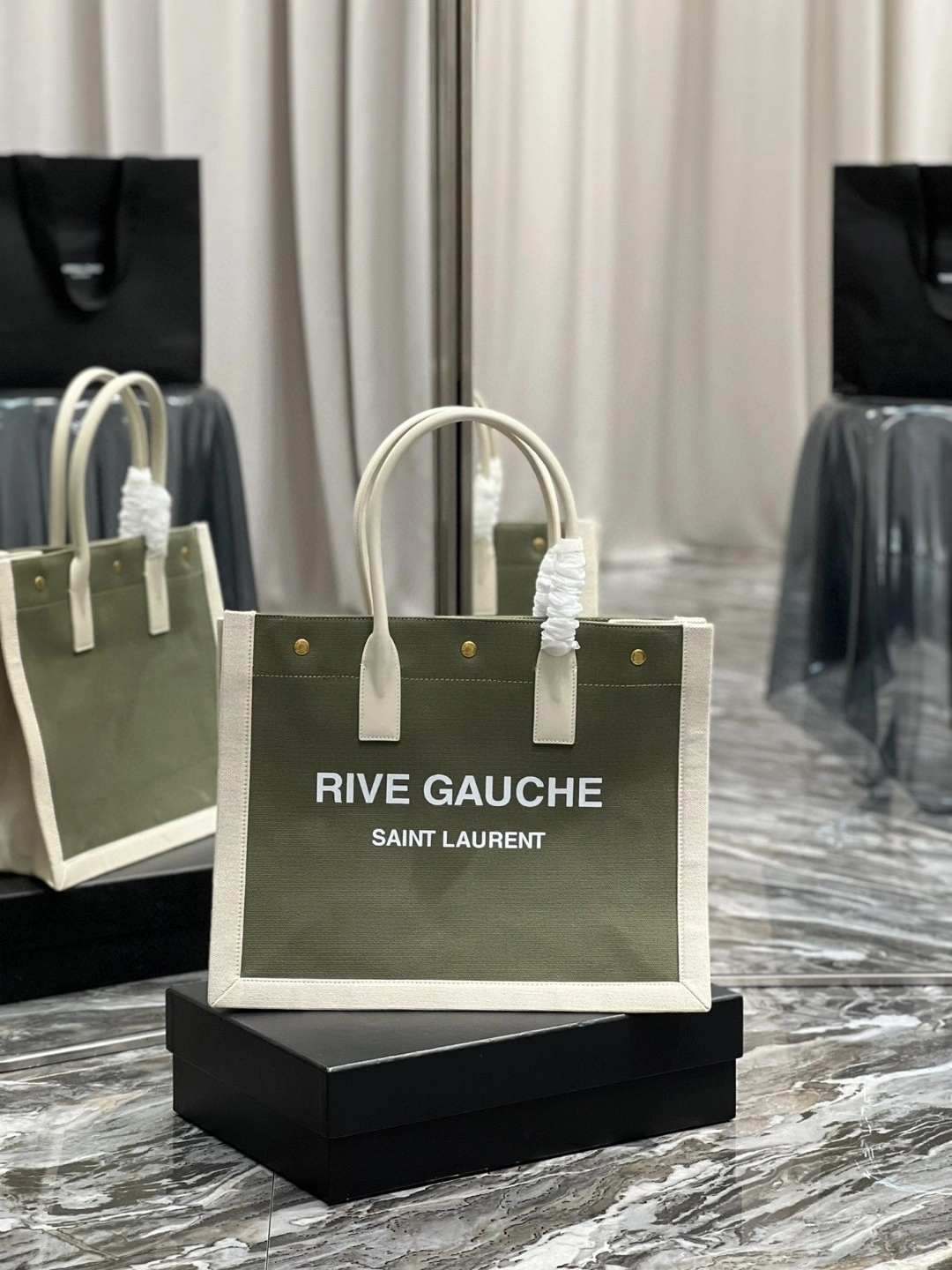MOMO- 617481-FAADI-3281 Rive Gauche item : B-B597E1505W