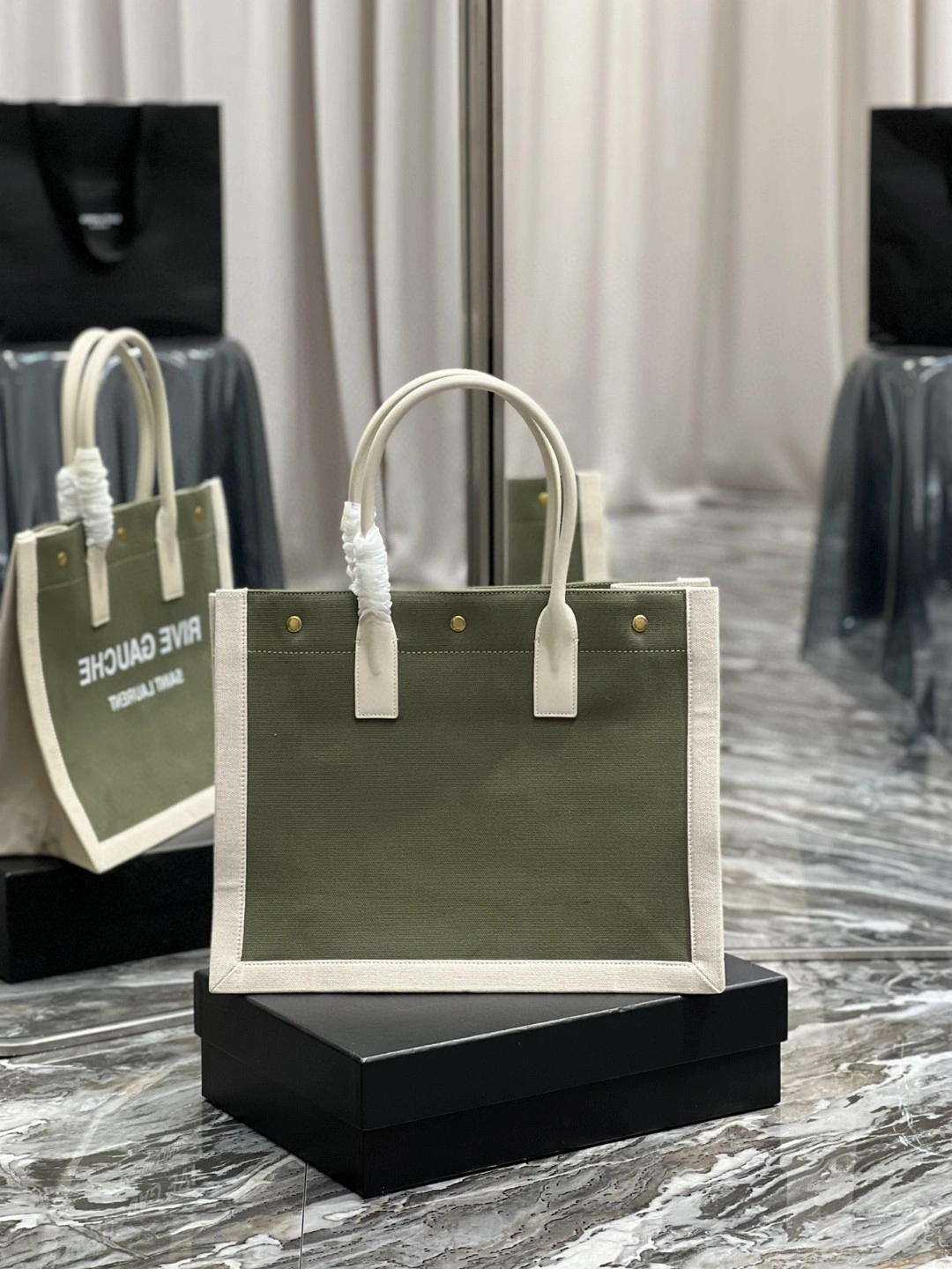 MOMO- 617481-FAADI-3281 Rive Gauche item : B-B597E1505W