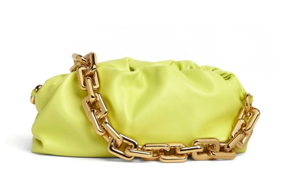 MOMO- 620230 The Chain Pouch item : B-B125C1218