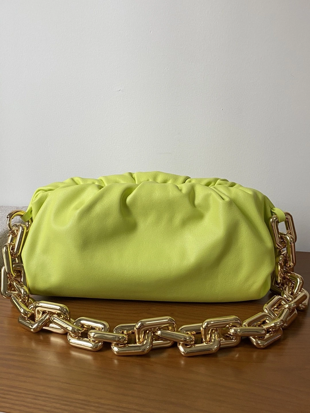 MOMO- 620230 The Chain Pouch item : B-B125C1218