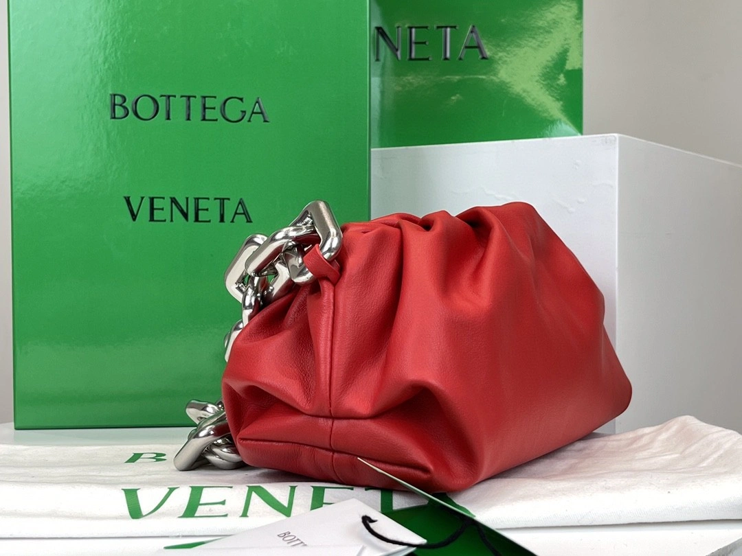 MOMO- 620230 The Chain Pouch item : B-B125C1219