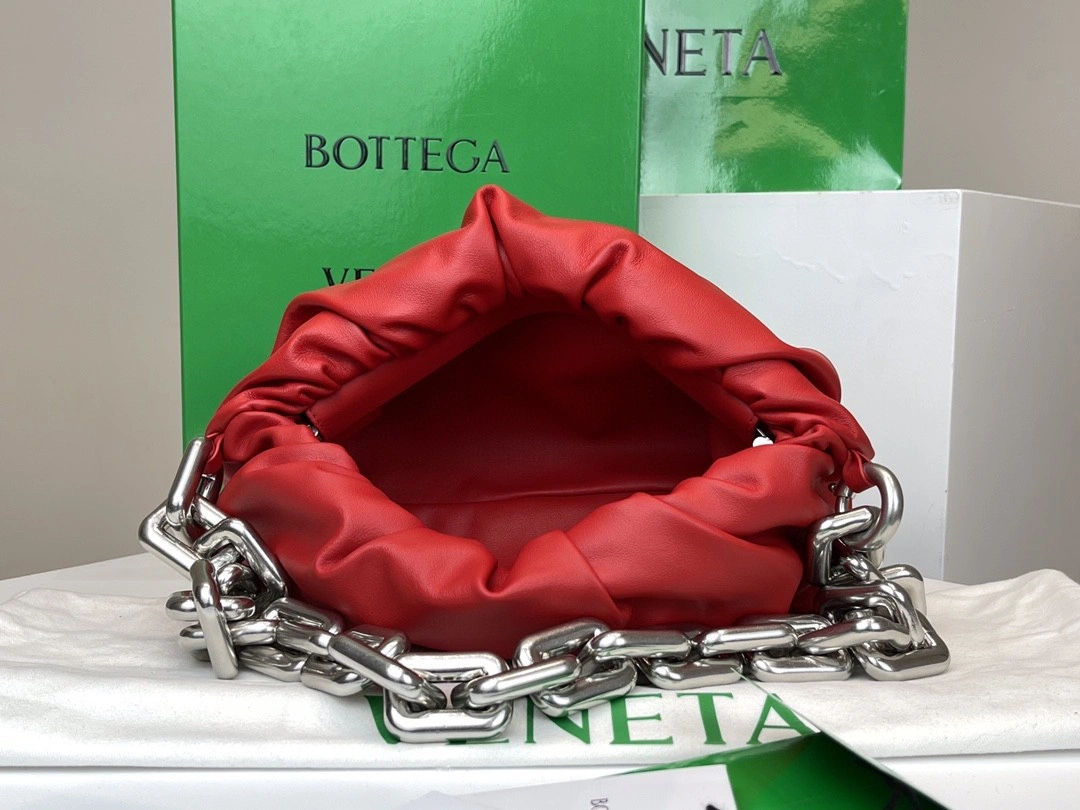 MOMO- 620230 The Chain Pouch item : B-B125C1219