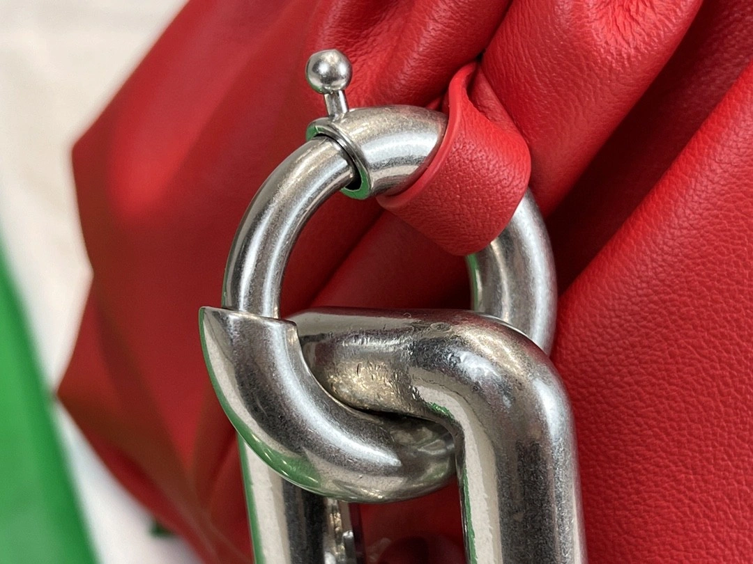 MOMO- 620230 The Chain Pouch item : B-B125C1219