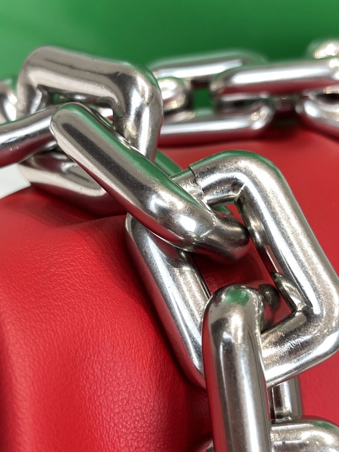 MOMO- 620230 The Chain Pouch item : B-B125C1219
