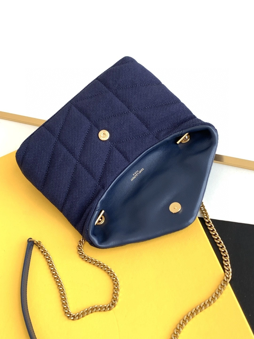 MOMO- 620333-FAACV-4147 Loulou puffer item : B-B597E1708W