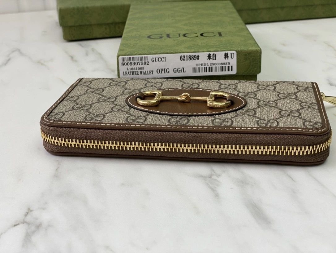MOMO- 621889 item : B-B00M0819