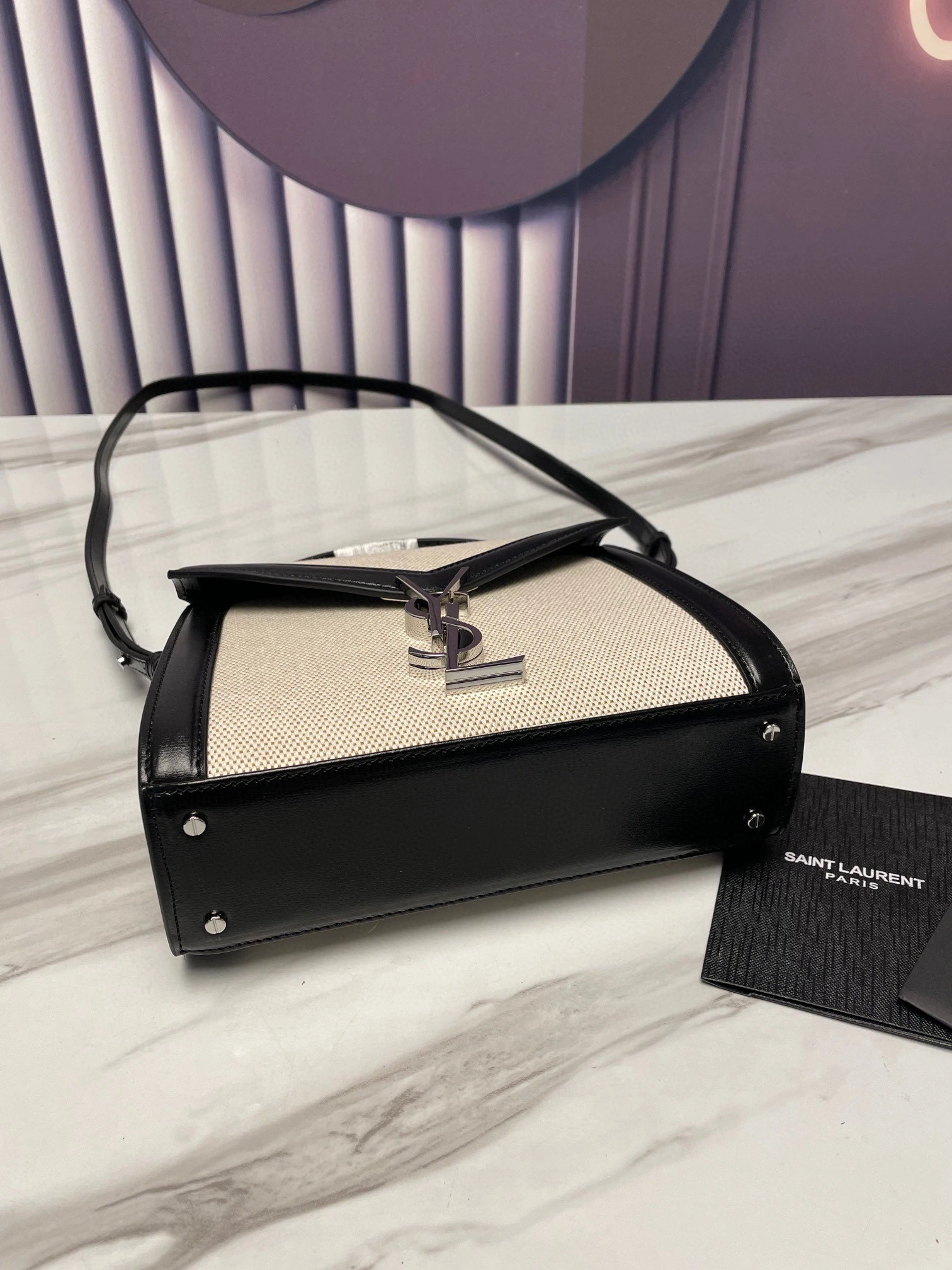 MOMO- 623930-HZD2N-9372 CASSANDRA cowhide item：B-B597F0601C