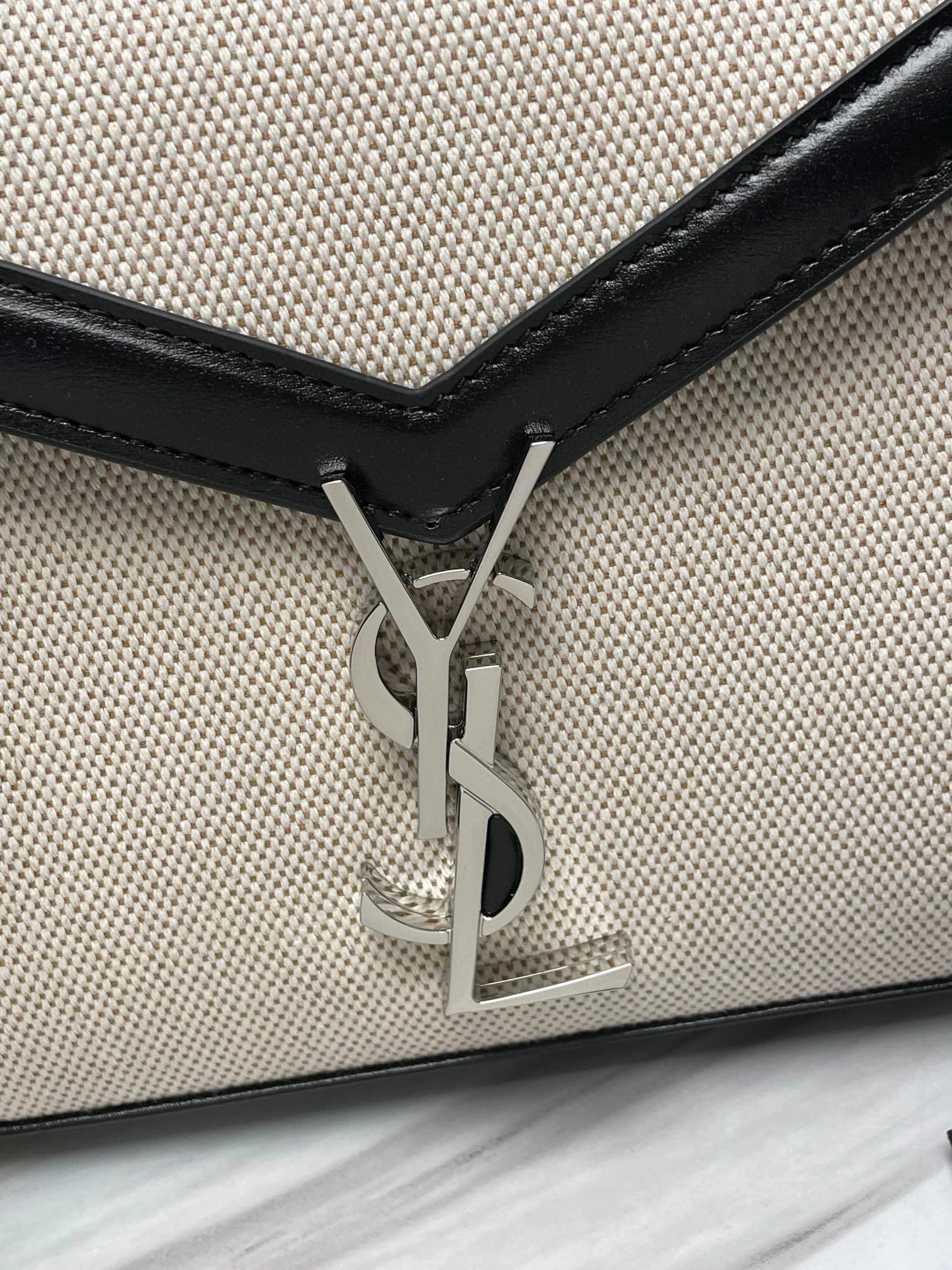 MOMO- 623930-HZD2N-9372 CASSANDRA cowhide item：B-B597F0601C