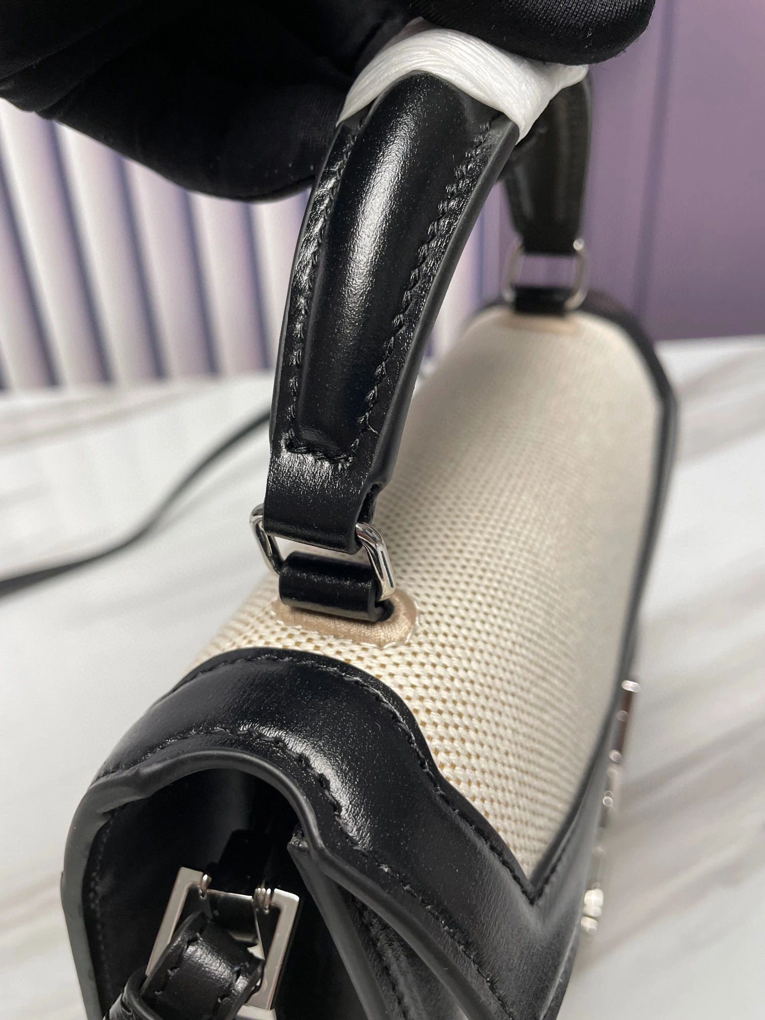 MOMO- 623930-HZD2N-9372 CASSANDRA cowhide item：B-B597F0601C