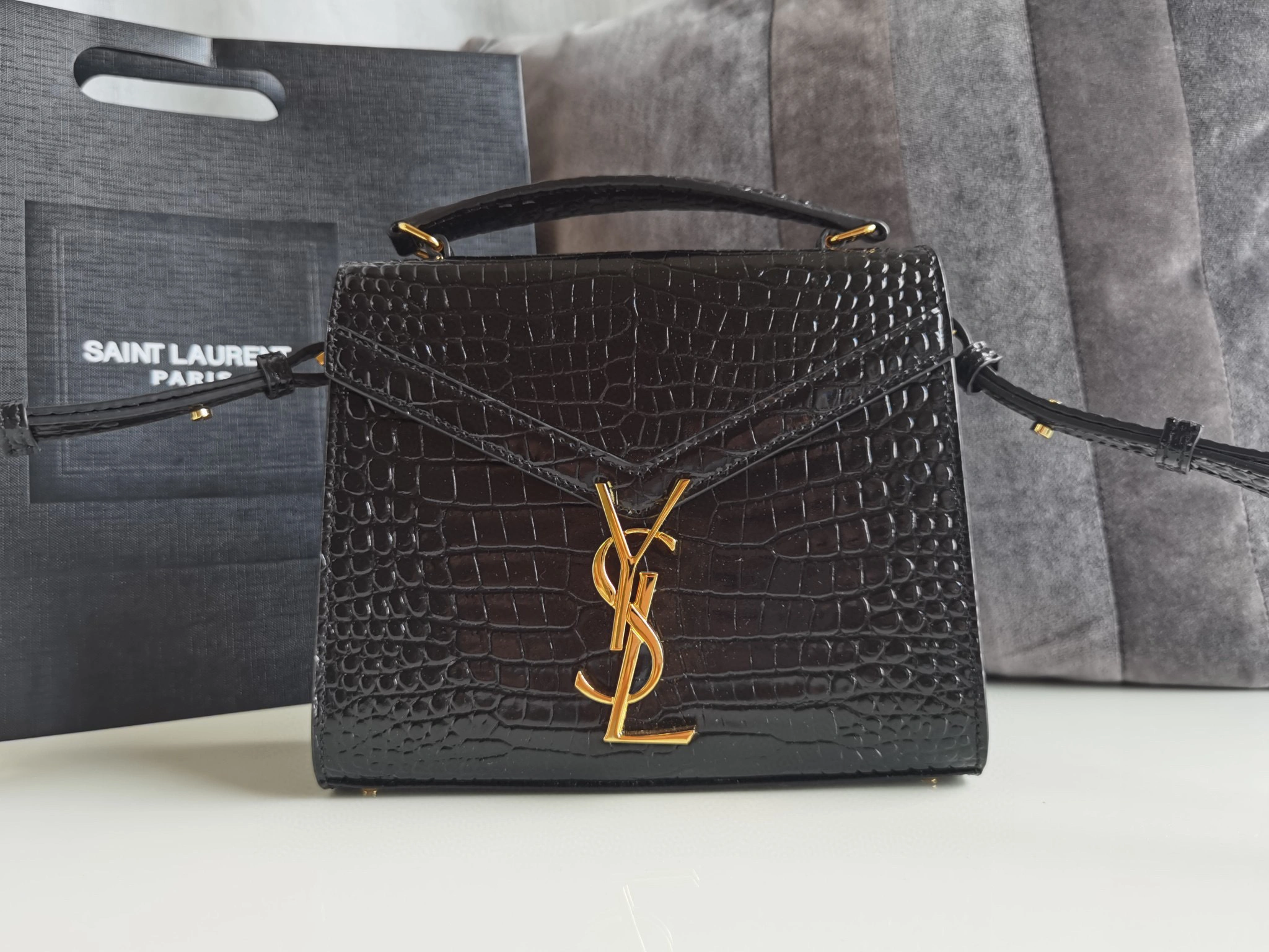 MOMO- 623930DND0J1000 CASSANDRA calfskin item：B-B063F0529C
