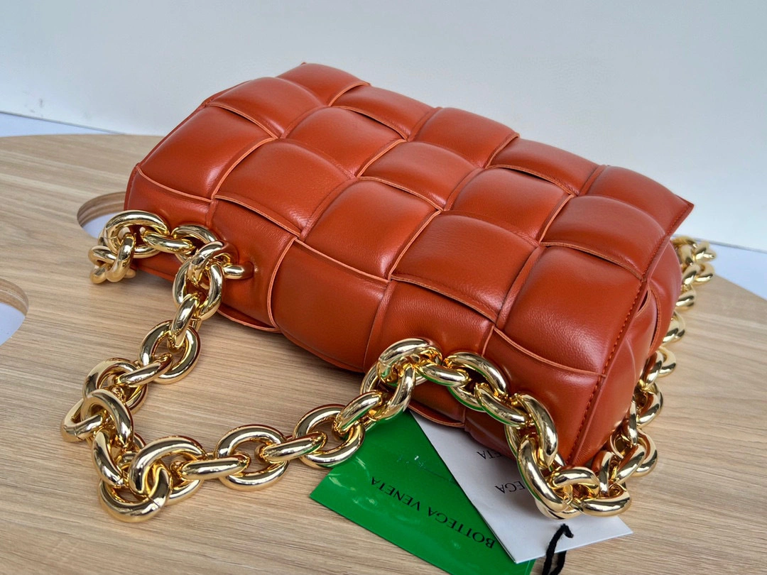MOMO- 631421VBWZ07654 THE CHAIN CASSETTE BM Nappa item：B-B000E2332C
