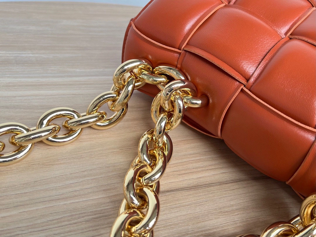 MOMO- 631421VBWZ07654 THE CHAIN CASSETTE BM Nappa item：B-B000E2332C
