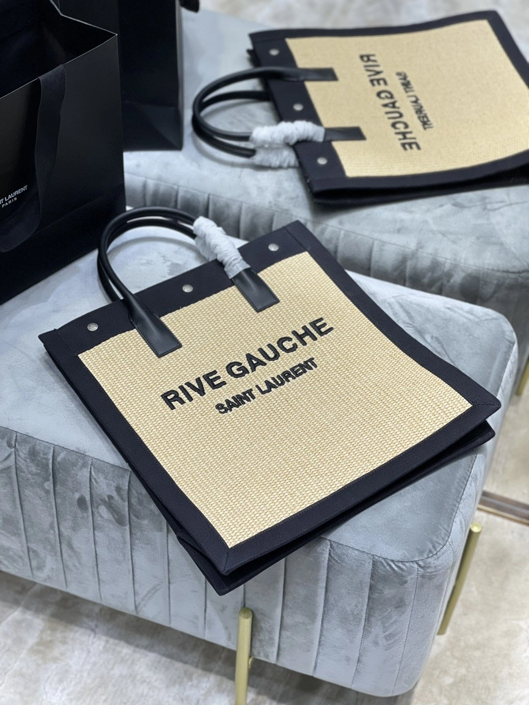 MOMO- 6316822M21E7070 Rive Gauche item : B-B597E1429W