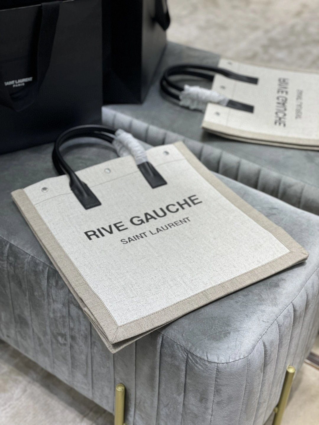 MOMO- 6316829J52E9280 Rive Gauche item : B-B597E1407W
