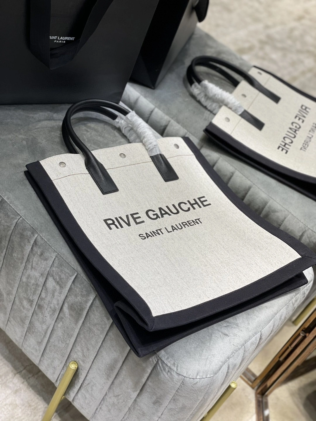 MOMO- 6325399J52E9273 Rive Gauche item : B-B597E1727W