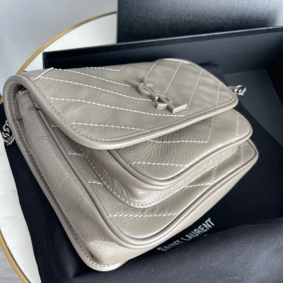 MOMO- 633158-0EN04-9207 NIKI cowhide item：B-B000F0506E
