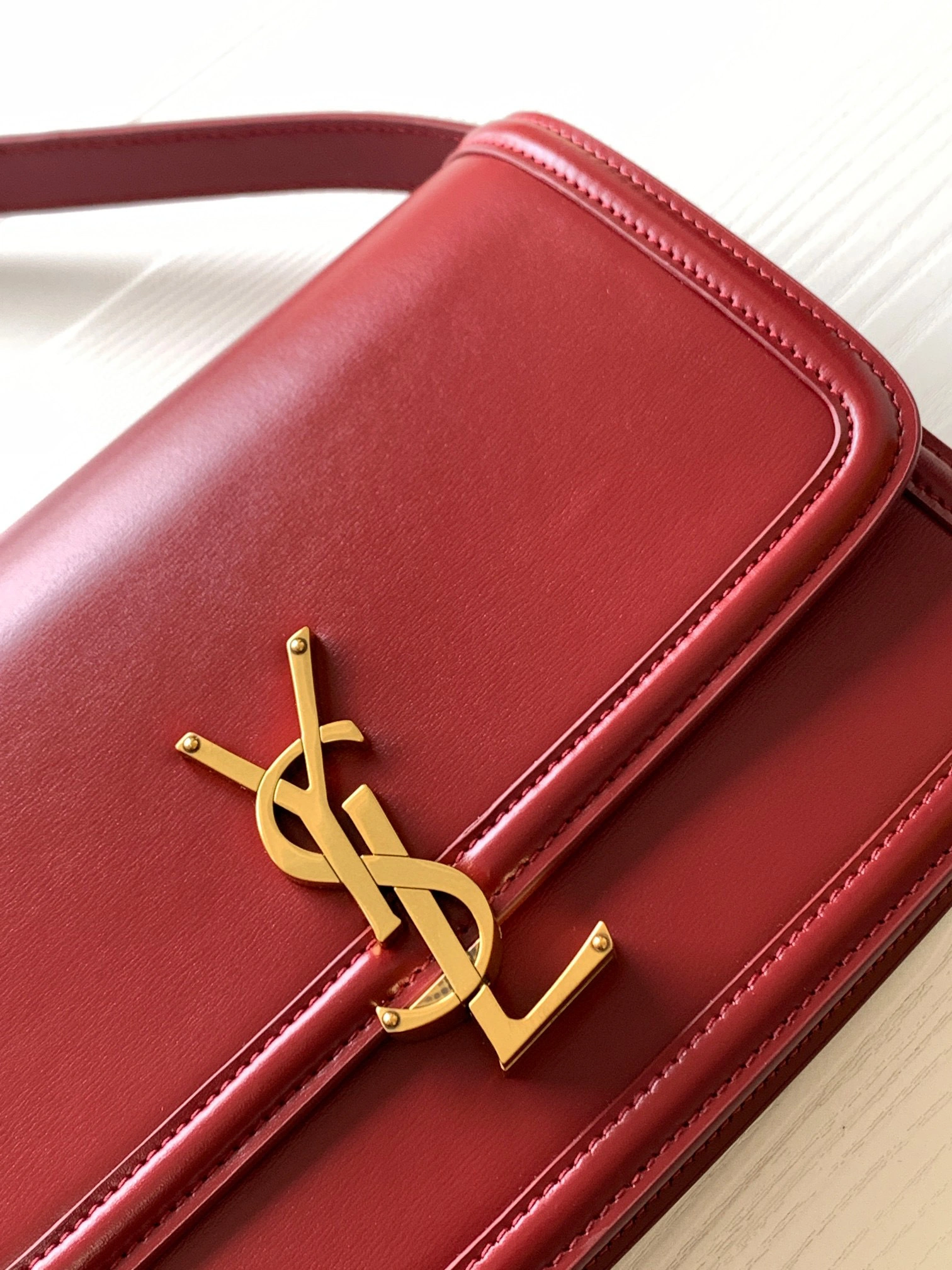 MOMO- 6343050SX0W6008 solferino box cowhide item：B-B000F0516C