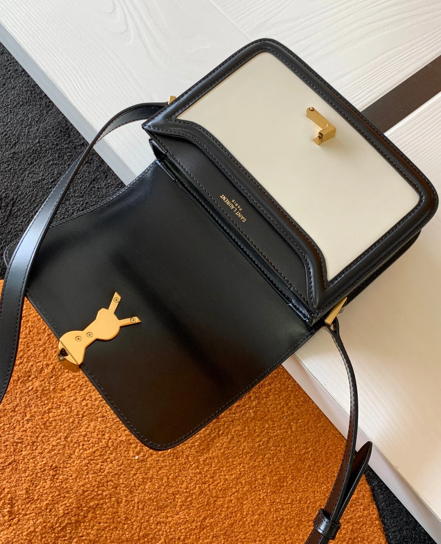 MOMO- 634306-16C3W-9262 Solferino cowhide item：B-B000F0524C