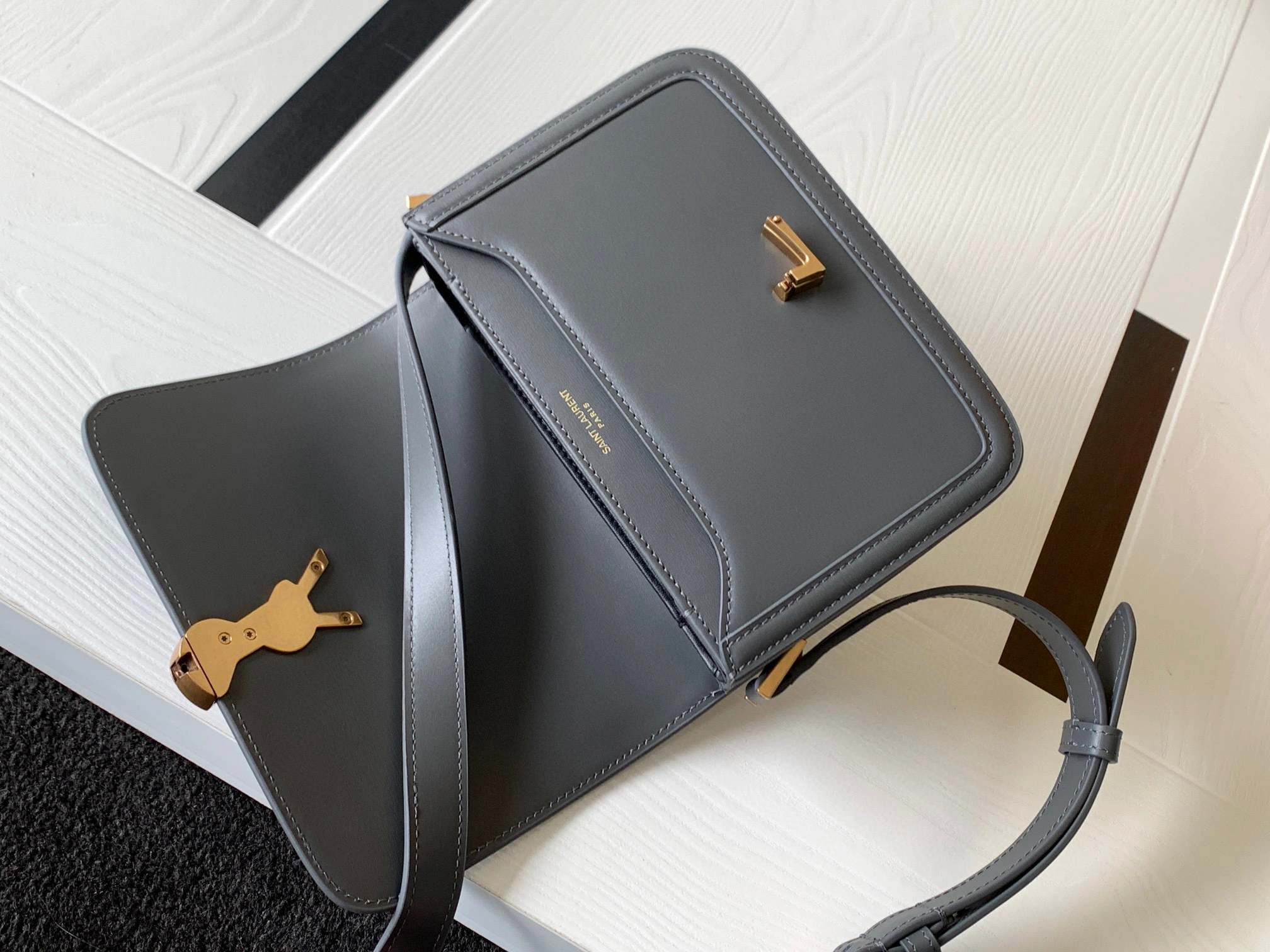 MOMO- 6343060SX0W1112 Solferino cowhide item：B-B000F0520C
