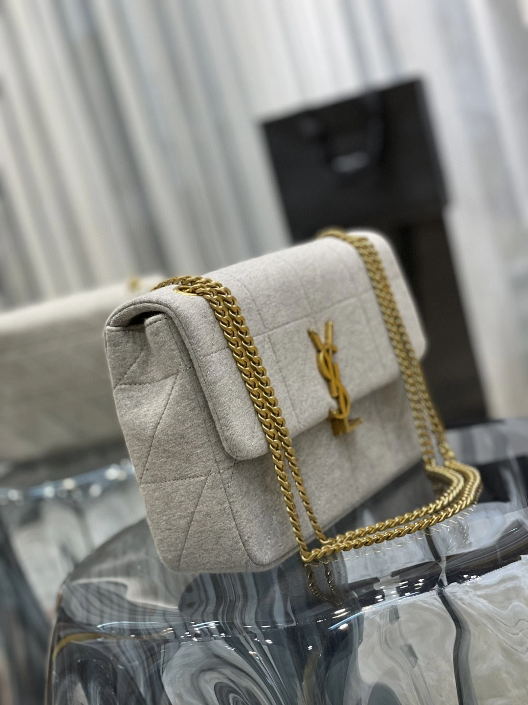 &MOMO- 6348202F9279509 sheephide item : B-B597E1720W