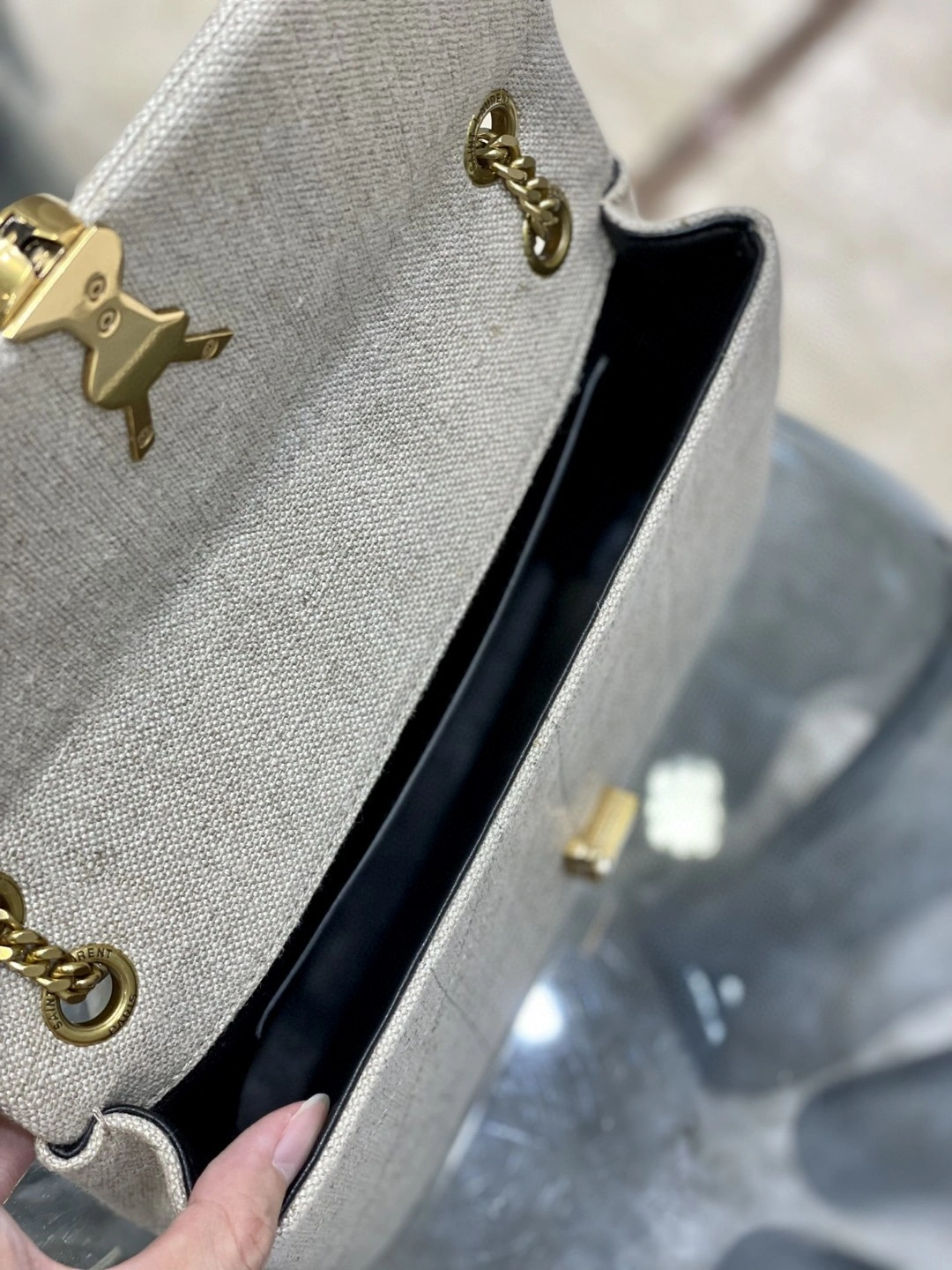 MOMO- 6348202M537-9631 Lambskin item : B-B597E1719W
