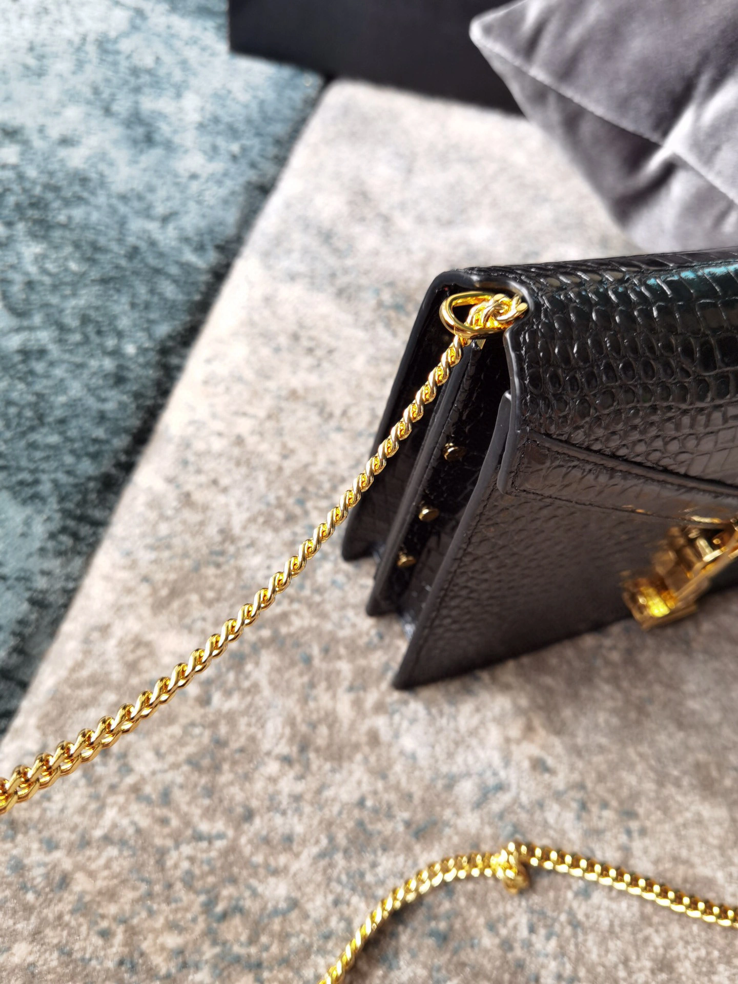 MOMO- 635023DND5W1000 CASSANDRA lambskin item：B-B063F0534C