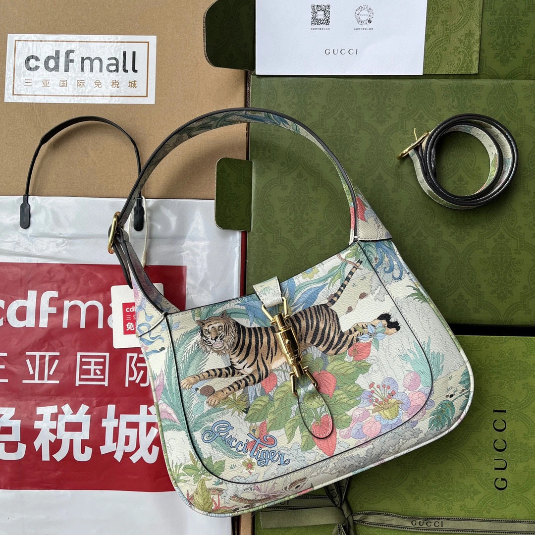 MOMO- 636709-UTIAC-9270 item：B-B000E2206C