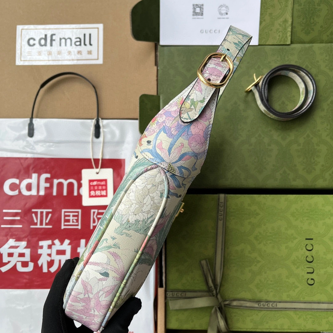 MOMO- 636709-UTIAC-9270 item：B-B000E2206C