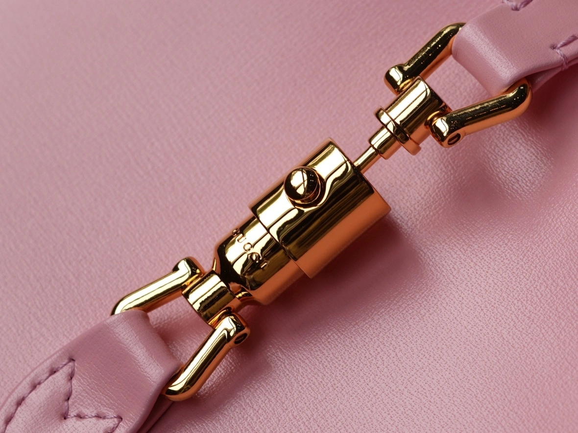 MOMO--637091 10O0G 5815 637091-10O0G-5815 high quality version item：C-B461H1609Q