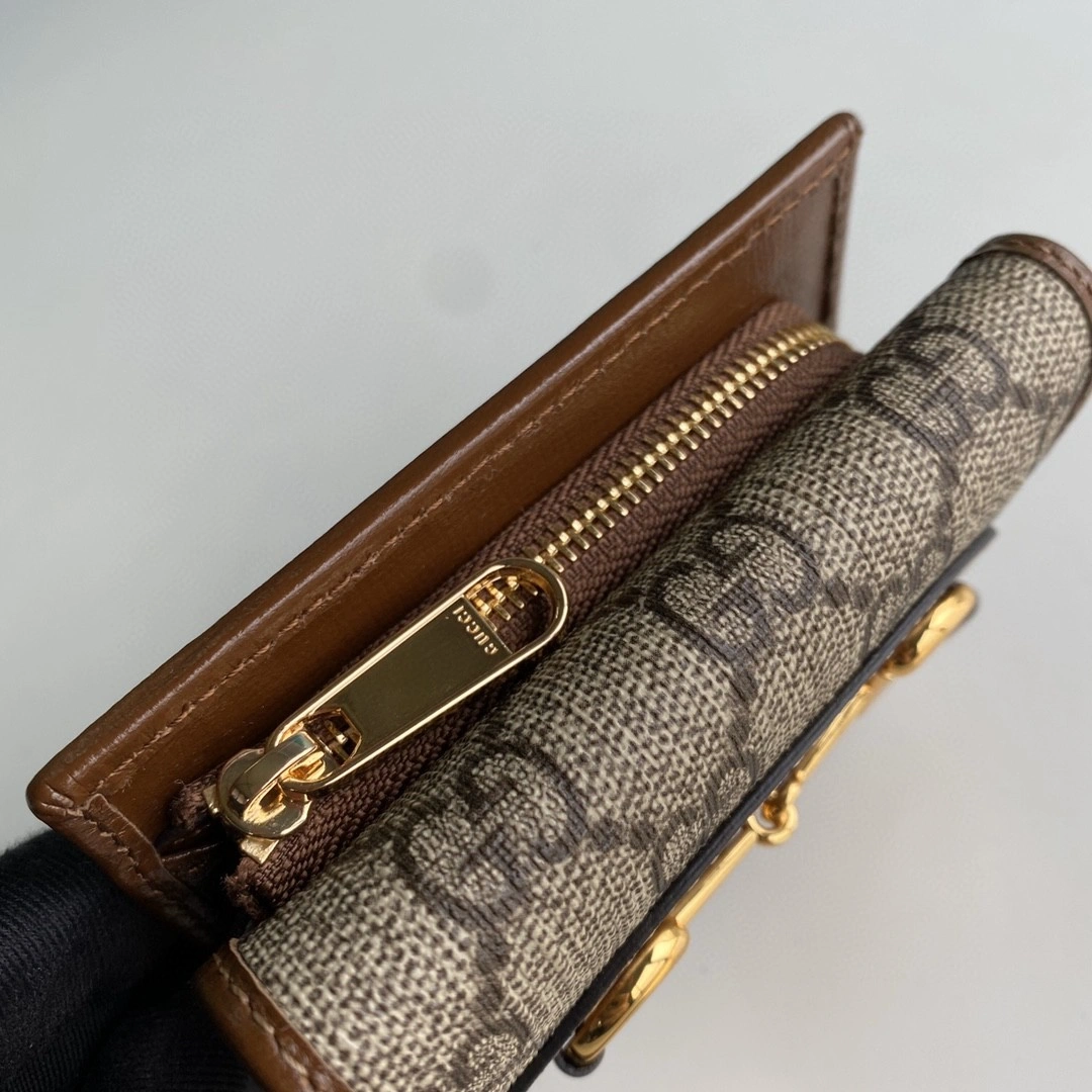 MOMO- 644462 cowhide item : B-B00M0818