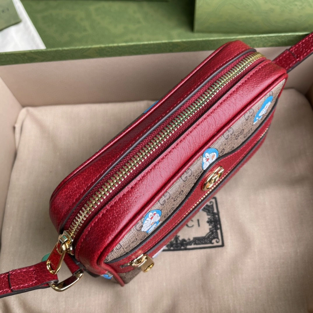 MOMO- 647784 item : B-B00M0823