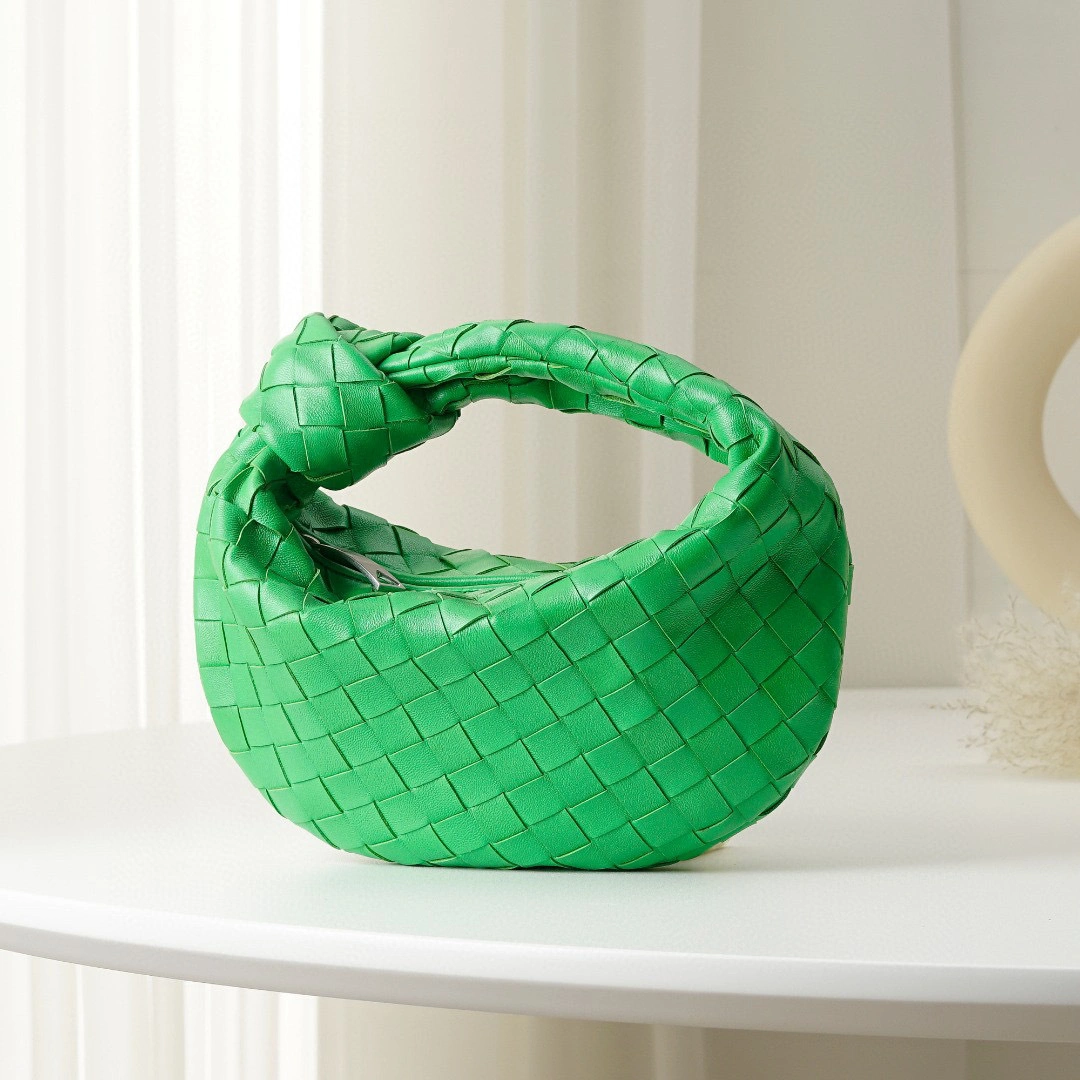 MOMO- 651876VCPP53719 MINI JODIE Intrecciato Nappa hobo item：B-B202E2233C