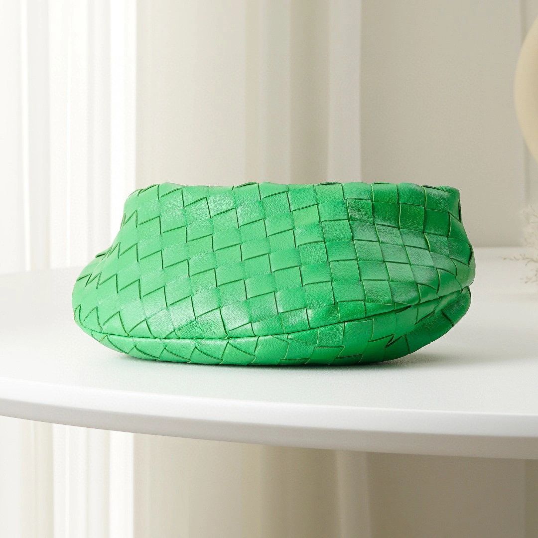 MOMO- 651876VCPP53719 MINI JODIE Intrecciato Nappa hobo item：B-B202E2233C