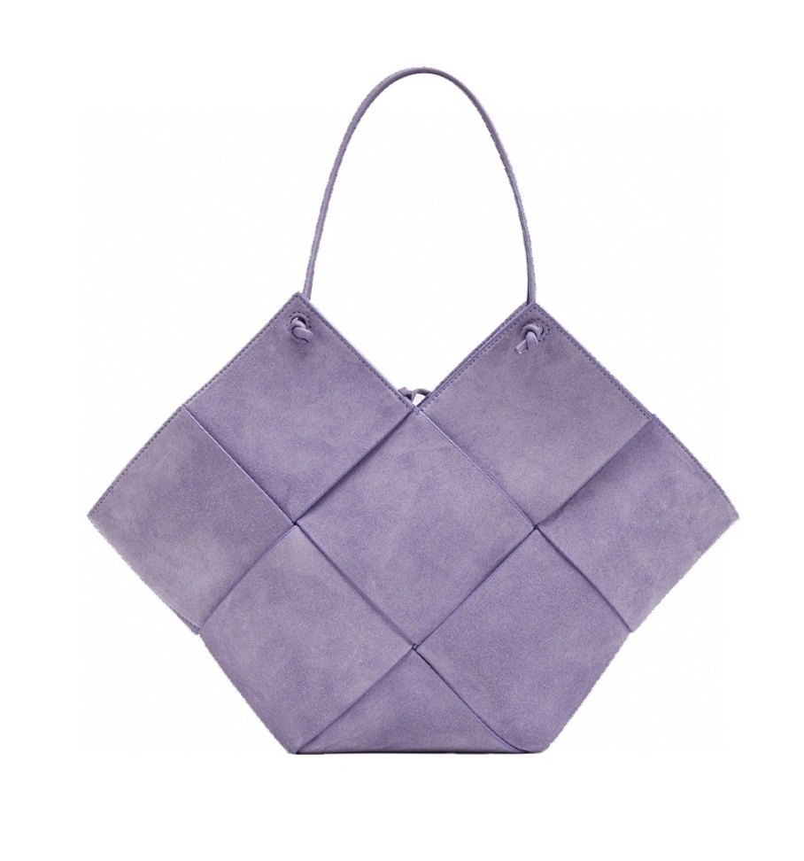 MOMO- 652057 item : B-B118C1217